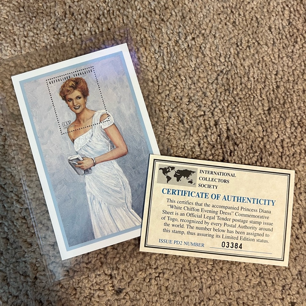 Princess Diana Commemorative Collection - Picture 13 of 15